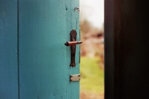 open-door_byJanTinneberg